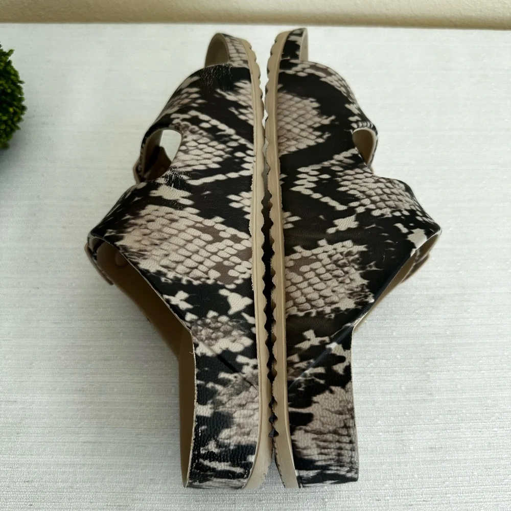 MIA Girl Snake Print Taupe/Black Dual Buckle Lightweight Slide Sandals Women’s 7 - Picture 5 of 8